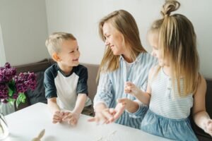 CRA Child Benefit Error Costs Ottawa Mother Thousands